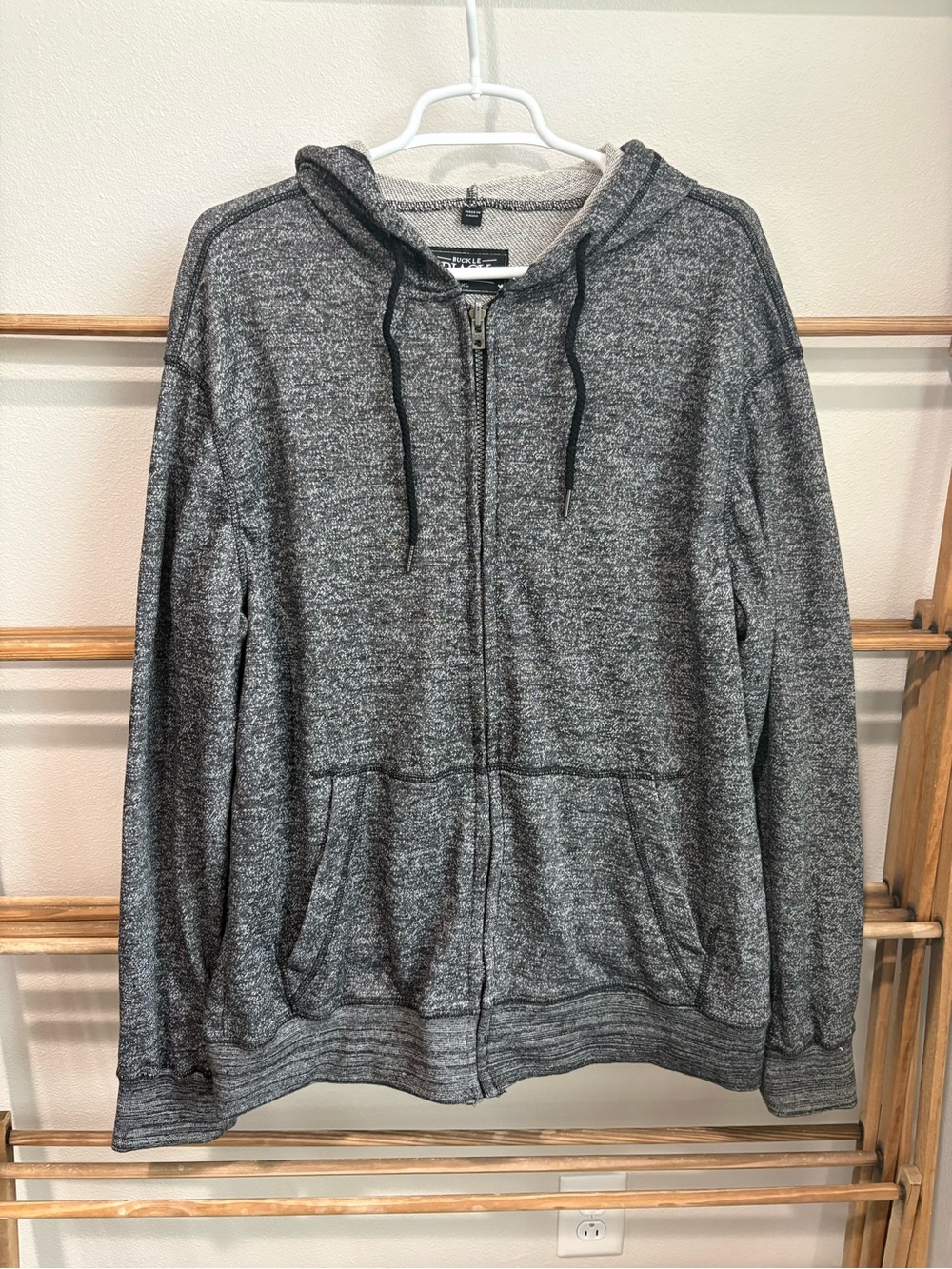 Buckle Black full-zip hoodie size XL - Picture 1 of 7